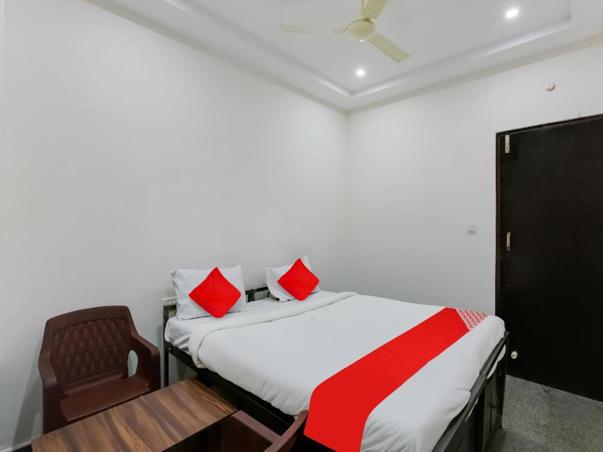 Hotel O Manjushree Boarding & Lodging Nearby Dr.Br Ambedkar Stadium Basveshwar Nagar Bangalore Extérieur photo