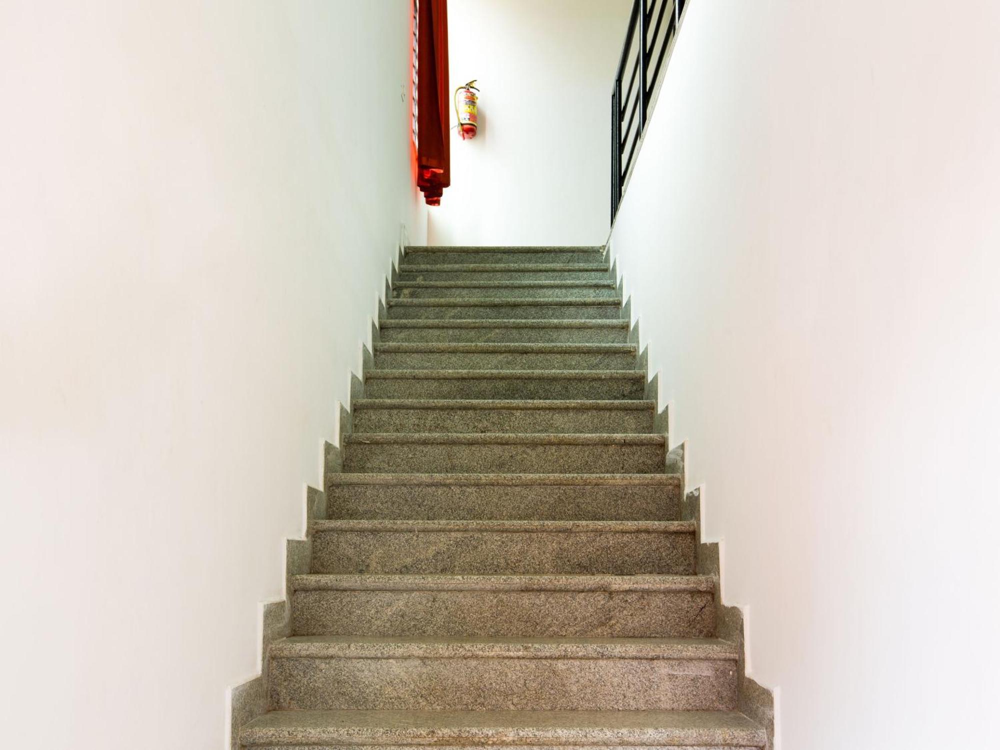 Hotel O Manjushree Boarding & Lodging Nearby Dr.Br Ambedkar Stadium Basveshwar Nagar Bangalore Extérieur photo