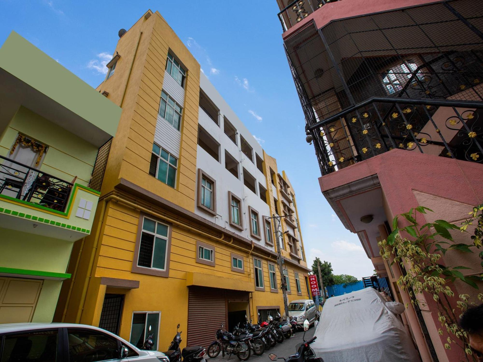 Hotel O Manjushree Boarding & Lodging Nearby Dr.Br Ambedkar Stadium Basveshwar Nagar Bangalore Extérieur photo