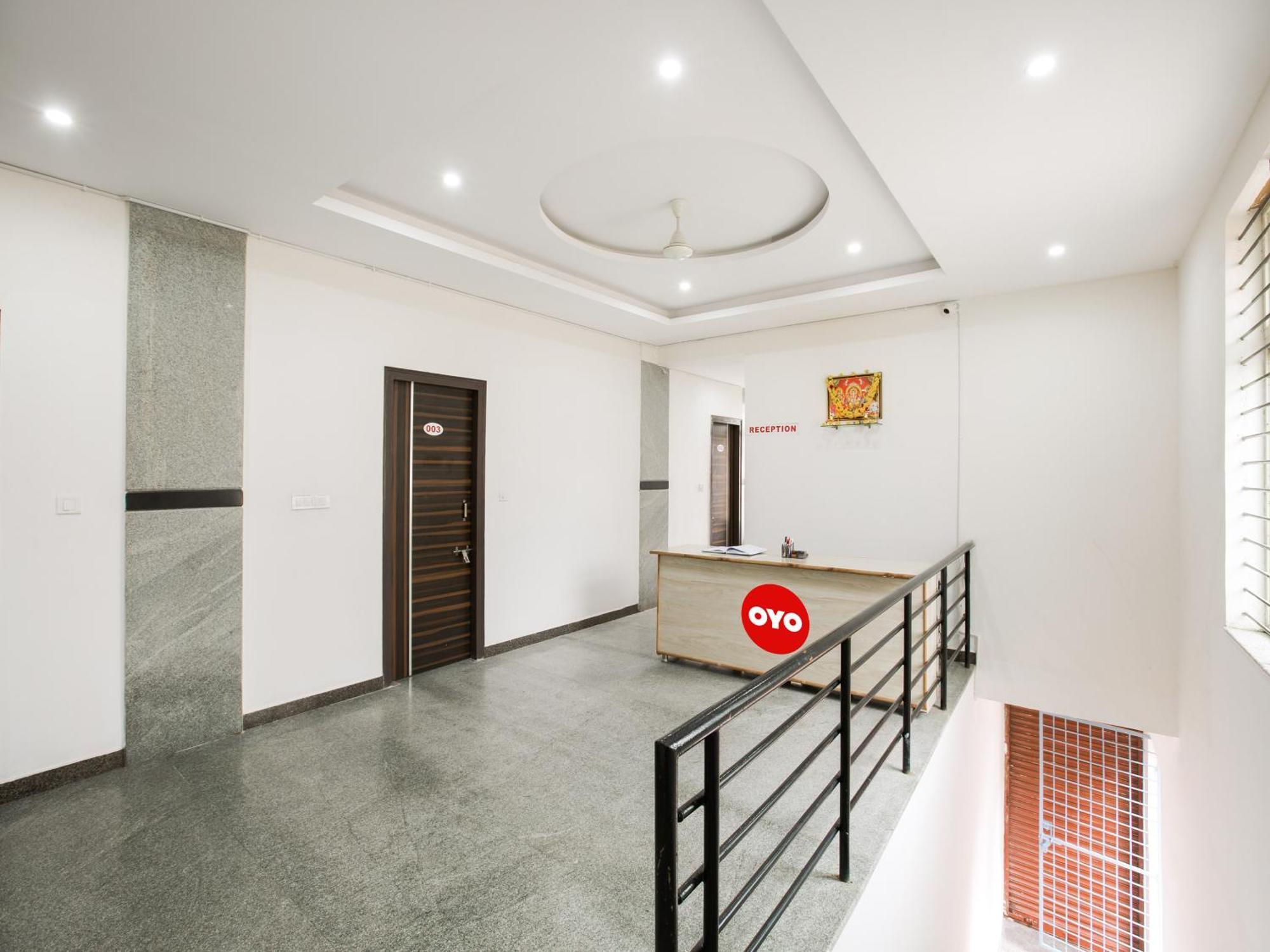 Hotel O Manjushree Boarding & Lodging Nearby Dr.Br Ambedkar Stadium Basveshwar Nagar Bangalore Extérieur photo