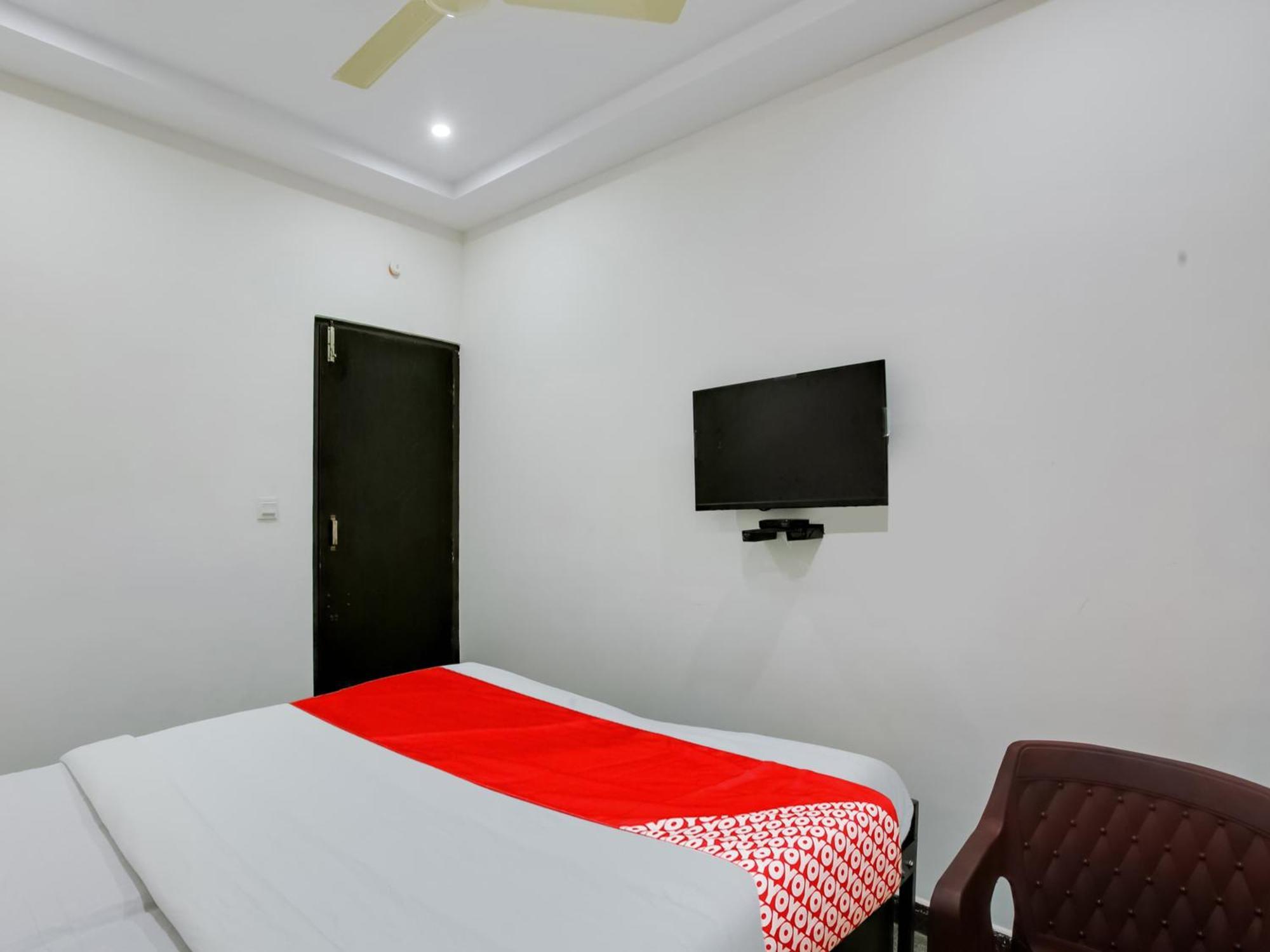Hotel O Manjushree Boarding & Lodging Nearby Dr.Br Ambedkar Stadium Basveshwar Nagar Bangalore Extérieur photo